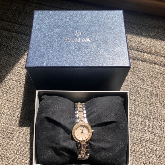 Women’s Bulova Diamond watch with Mother of Pearl dial - Picture 1 of 8